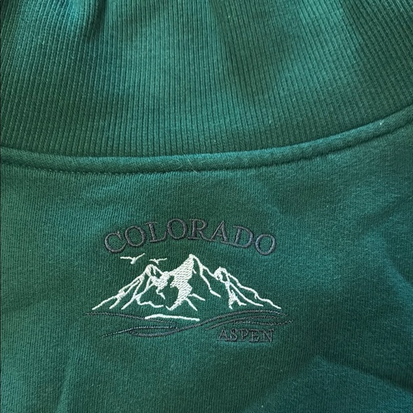 Wild Fable Green Cropped Sweatshirt - Picture 2 of 3